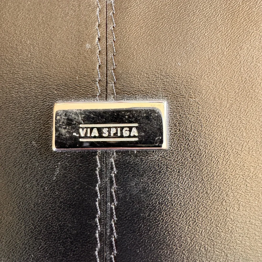 Via Spiga elegant black